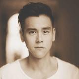 龖龙珑头像