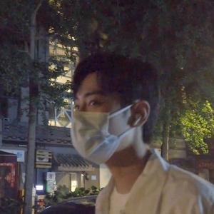 呆桃崽崽爱坚果头像
