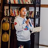 明明堂纪辰风头像