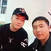 港口汽车阿唠头像