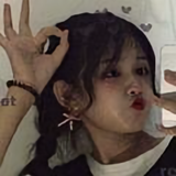 七月插画为谁挽沙头像