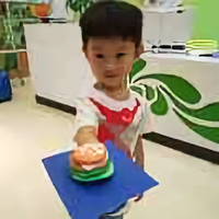 小小鱼858头像