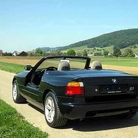 一扑到位位必治头像