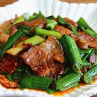 乐天派云朵JC头像