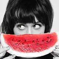 藏进你的衣柜头像