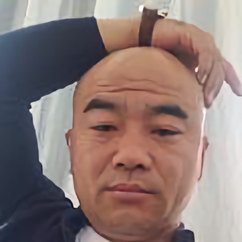 万品源一哥头像