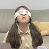 上进的巧克力星河头像