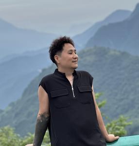 新都SNS减龄烫发阿龍头像