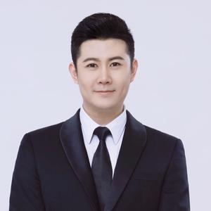 张毅文头像
