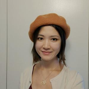 Jenny和FuFu在北欧头像