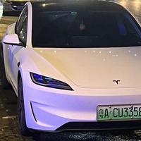 小特飙车日记头像