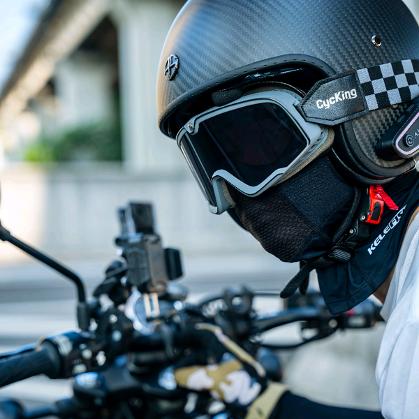 程序员黄火辉头像