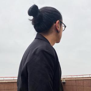花臂叔叔¹⁹⁸²头像