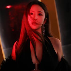 是璐璐呀头像