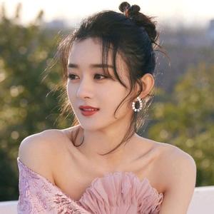 过了爱做梦的年纪5Z4S头像