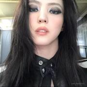 爱在空白处的个人资料头像