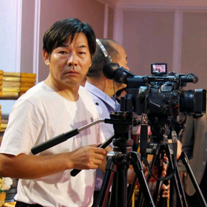 鸿哥⁰⁰¹头像