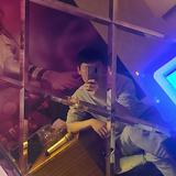 平凡少年kk头像