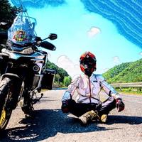 骑摩托的老BABY头像