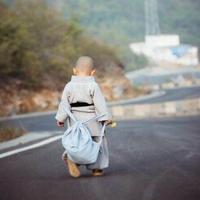 气质小男人196314908头像