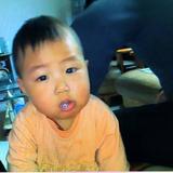 微微二笑705头像
