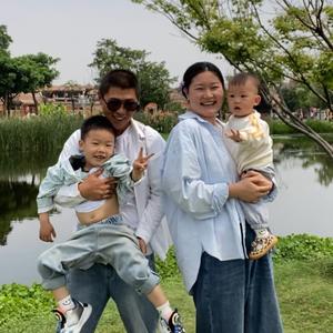 鱼儿妈在带娃头像