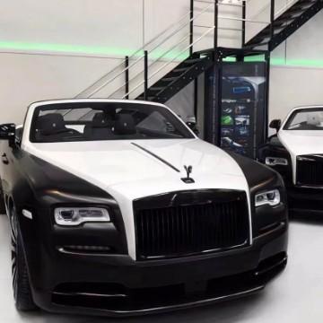 赛道拍车小杨头像