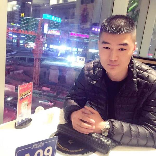 鸿世来二手车杨鑫头像