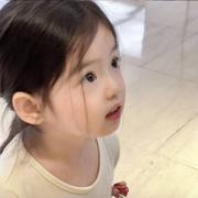 小群邻居的个人资料头像