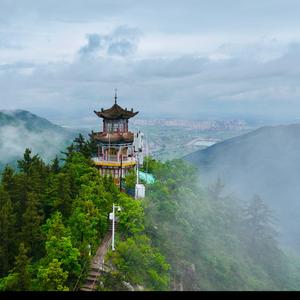 福雨天头像