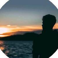 一路风景一路看。。头像