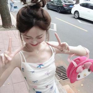小彤头像