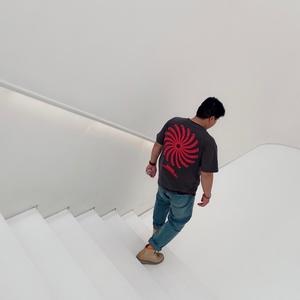 幸绘九月画室侯老师头像