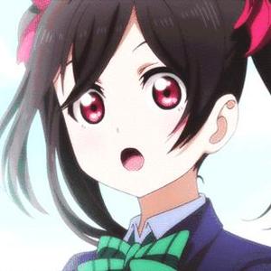 森森森厨头像