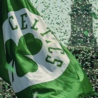 把耳朵割下来头像