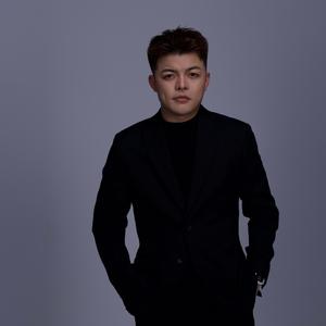 腹黑的老吴(饱饱舔狗)