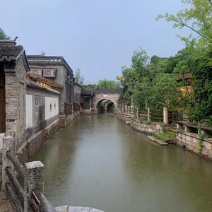 默鉴头像