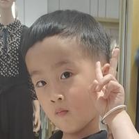 奋斗99ing头像