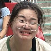 真真小心的个人资料头像