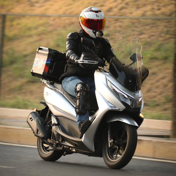 我和摩托的故事头像