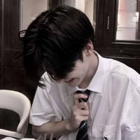 正能量松鼠7H6头像