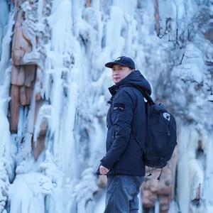 广阔天空一片云头像