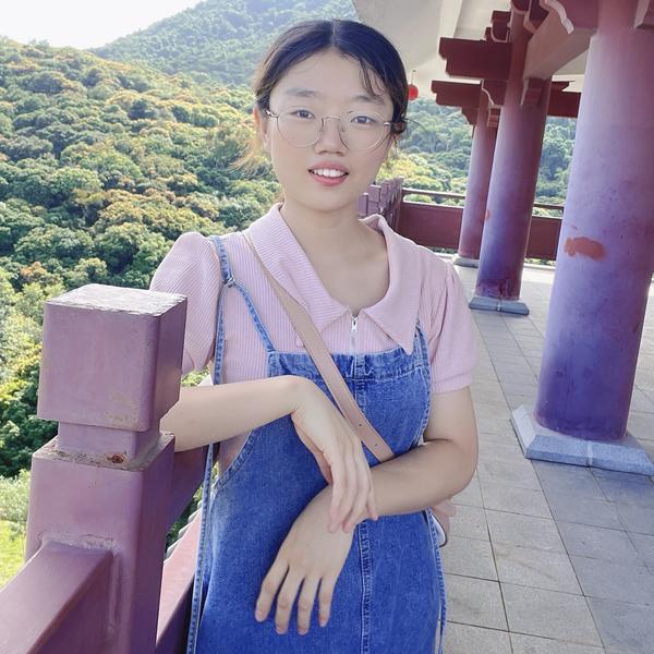 甜甜的生活吖头像