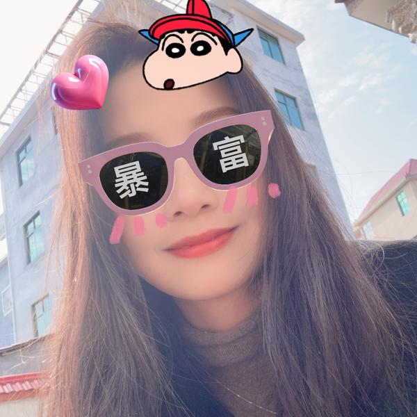 龙华保时捷中心Hedy贺头像