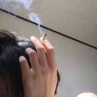 依古比古小车头像