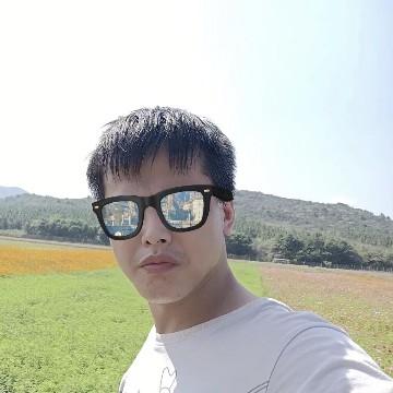 校园陳骁歌头像