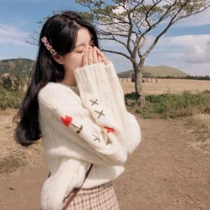 王初依头像