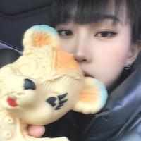 苗阿苗少吃点头像