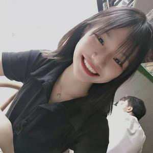 小霞重新开始头像