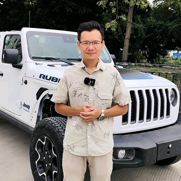 波哥懂车漆头像